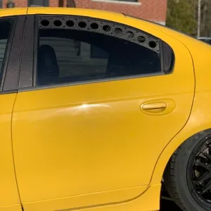 Neon Rear Window Vents